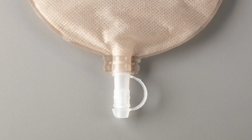 Urostomy pouch